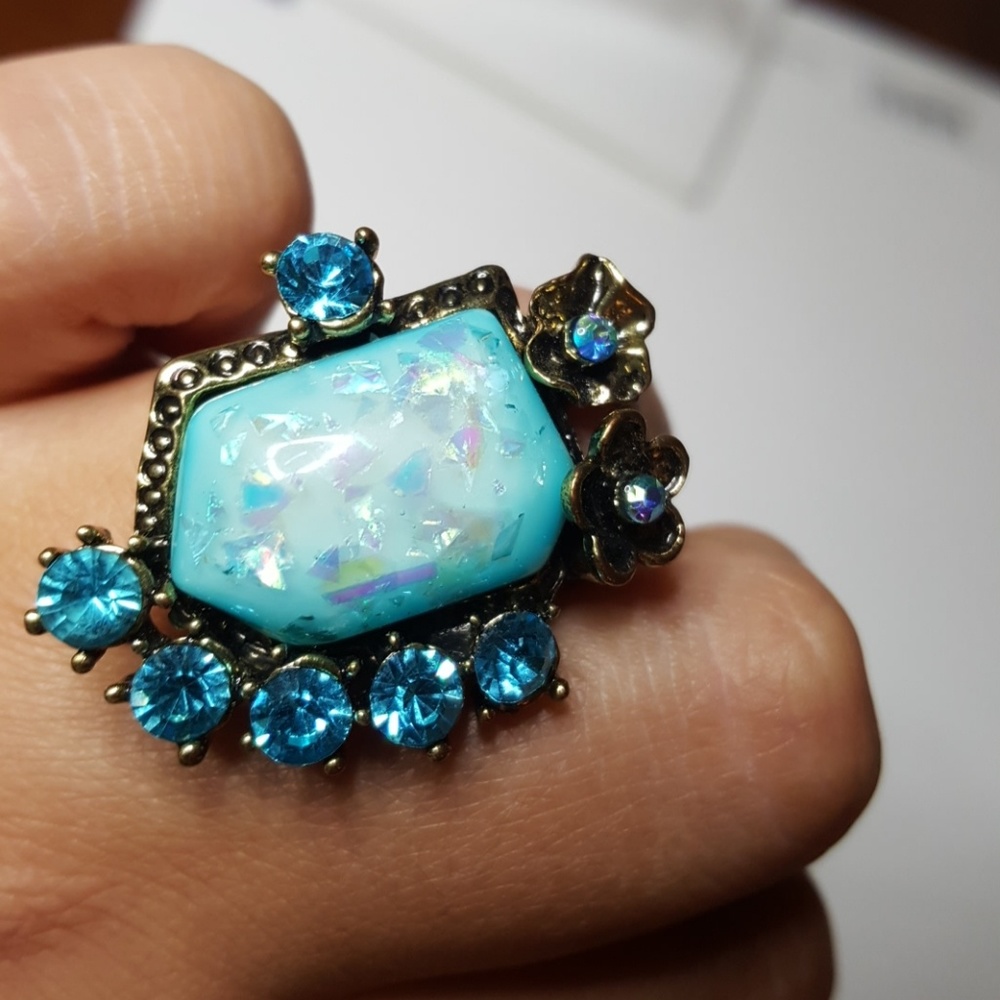 Fashion jewelry - Picture 2 of 4